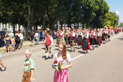 37933955_1764254123658060_7852364634261553152_o